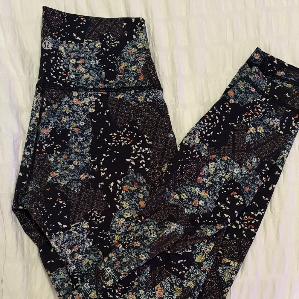 Lululemon Floral Patterned Leggings